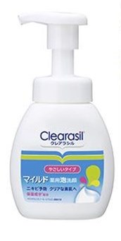 【販売終了しました】クレアラシル　薬用泡洗顔フォーム　マイルドタイプ　200ml